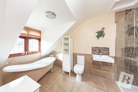 59 Nelmes Crescent, Hornchurch, RM11 2PR