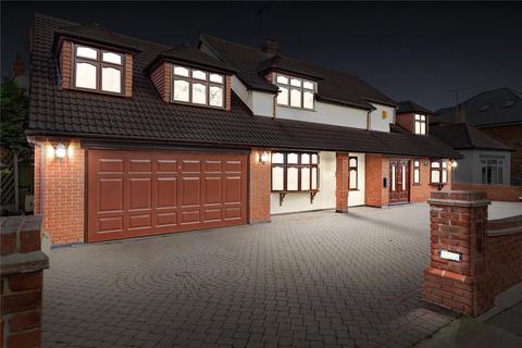 59 Nelmes Crescent, Hornchurch, RM11 2PR