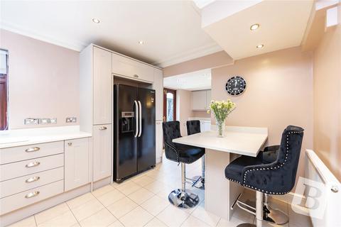 59 Nelmes Crescent, Hornchurch, RM11 2PR
