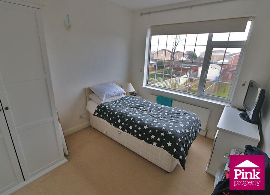 Kirklands Road, Hull HU5 3 bed end of terrace house £135,000