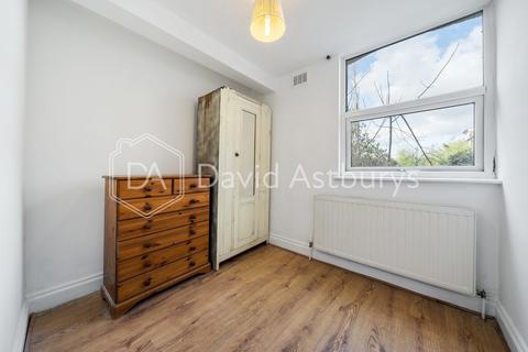 3 bedroom flat to rent, Muswell Avenue, Muswell Hill, London