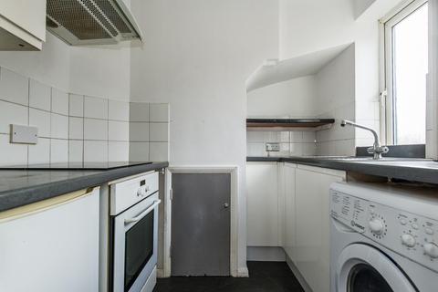 11 Salem Place, Northfleet, Gravesend, DA11 9QA