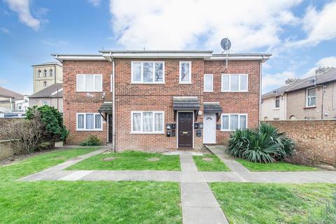 11 Salem Place, Northfleet, Gravesend, DA11 9QA