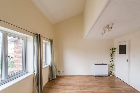 11 Salem Place, Northfleet, Gravesend, DA11 9QA