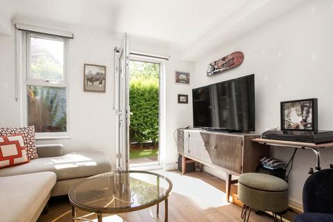 2 Leabank Square, London, E9 5LP