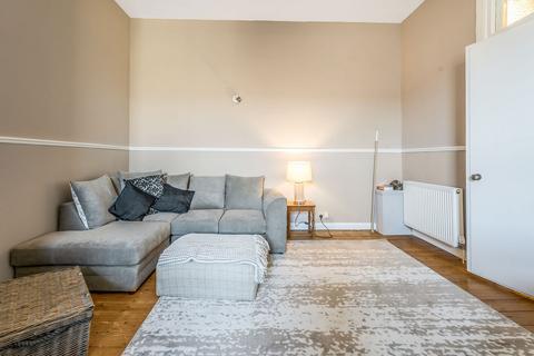 undefined, Lorne Square, Leith, Edinburgh, EH6
