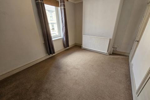 3 bedroom house to rent, James Street, Worsbrough Dale