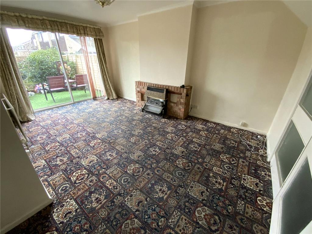 Bronte Avenue, Christchurch, Dorset, BH23 3 bed semidetached house £