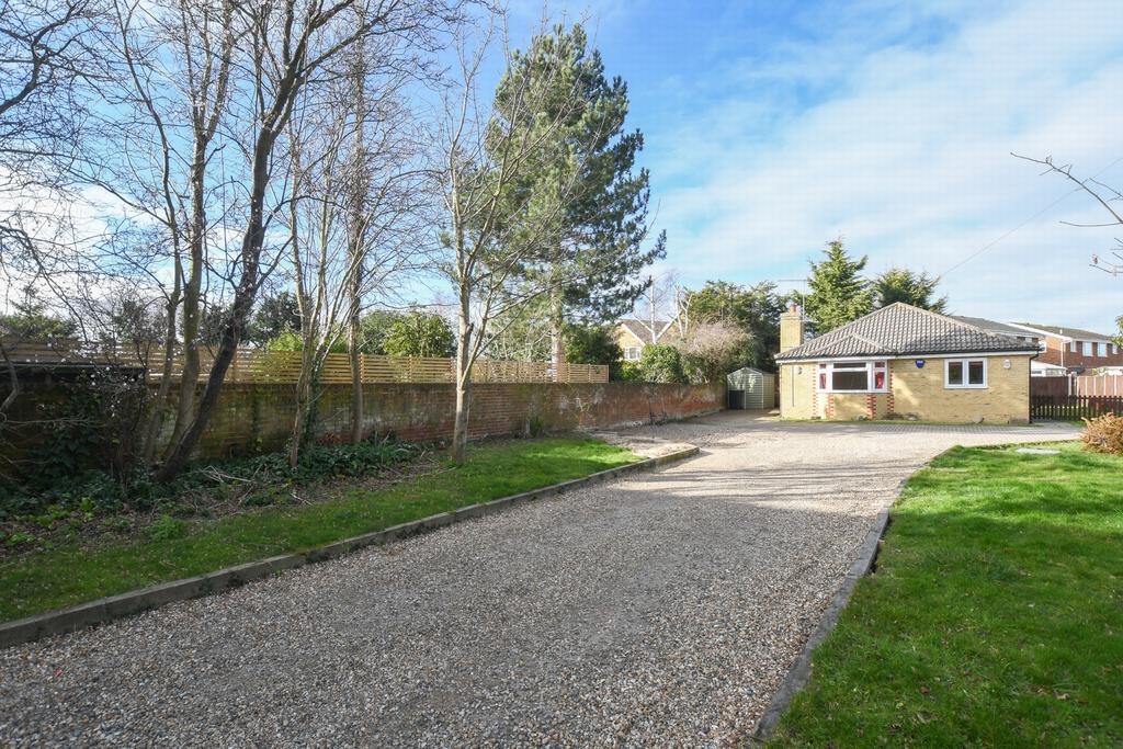 Mill Lane, Herne, CT6 2 bed bungalow £430,000