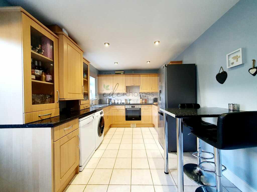 Kitchen.jfif