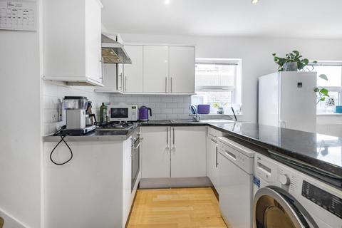 103b Howson Road, London, SE4 2BB