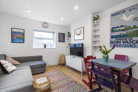 103b Howson Road, London, SE4 2BB