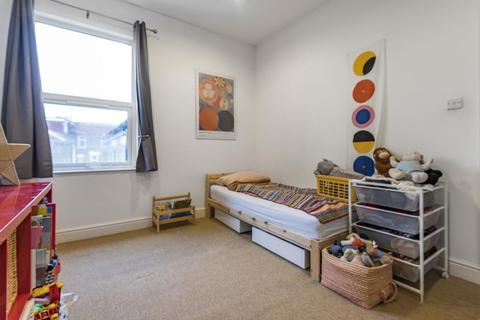 103b Howson Road, London, SE4 2BB