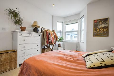 103b Howson Road, London, SE4 2BB