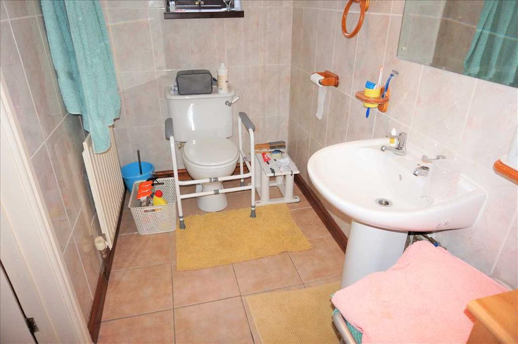 En suite shower room
