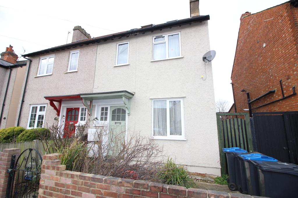 Seaforth Avenue, New Malden KT3 3 bed flat £400,000