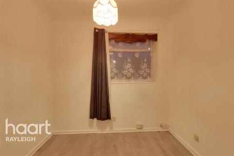 3 bedroom terraced house to rent, Pamplins, Basildon