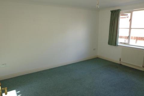 2 bedroom flat to rent, Palace Court, Palace Street, Newmarket, Suffolk, CB8