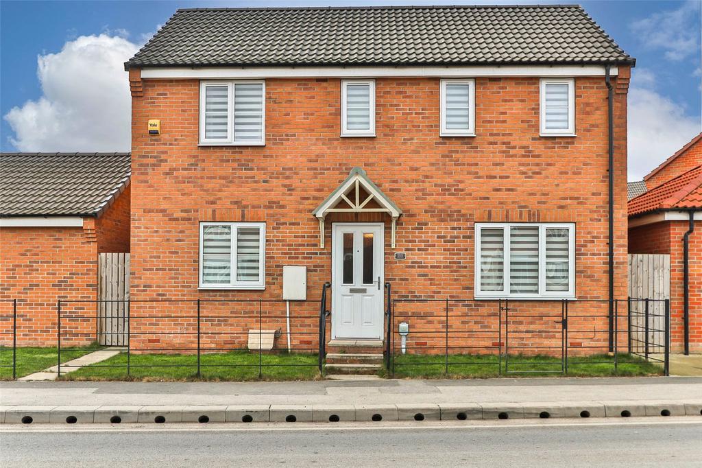 Grosvenor Road, Kingswood, Hull, HU7 3 bed detached house £220,000