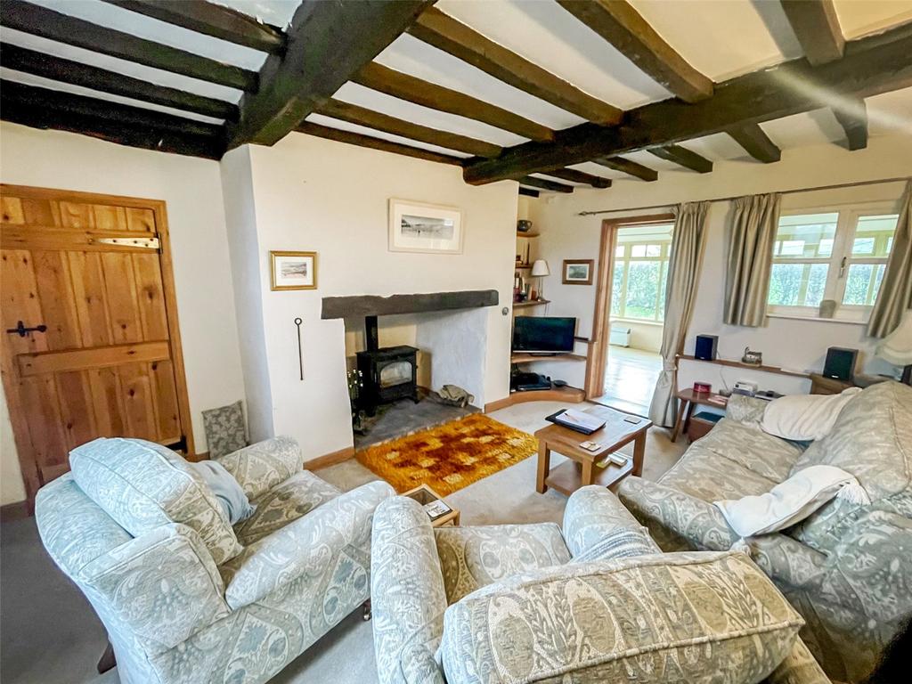 Caerhowel, Montgomery, Powys, SY15 3 bed detached house - £400,000