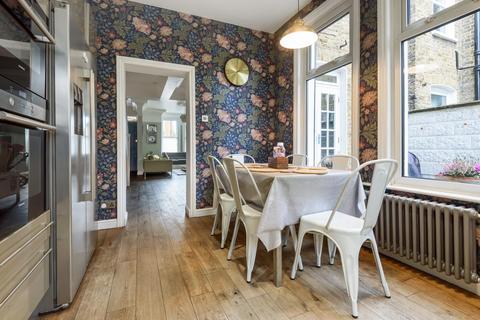 23 Chesham Road, Kingston Upon Thames, KT1 3AG