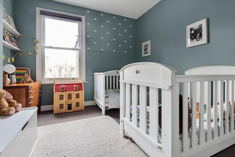 23 Chesham Road, Kingston Upon Thames, KT1 3AG