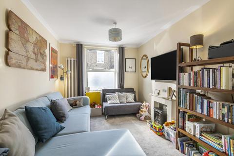 17 Percy Road, London, SE25 5NA