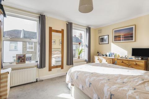 17 Percy Road, London, SE25 5NA