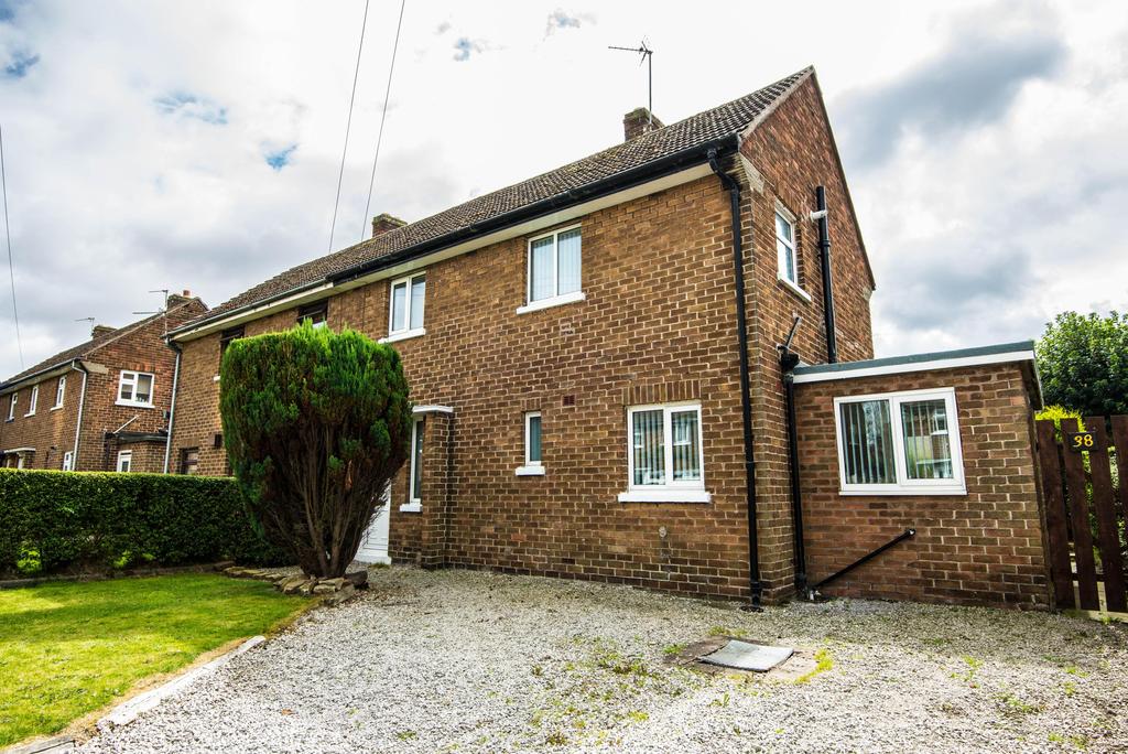 Parker Crescent, Ormskirk 5 bed semidetached house £2,427 pcm (£560 pw)