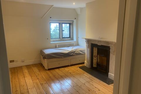 2 bedroom flat to rent, 35 Church Lane, Bristol, United Kingdom, BS48