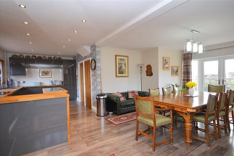4 bedroom detached house for sale, Kitson Hill Road, Mirfield, WF14