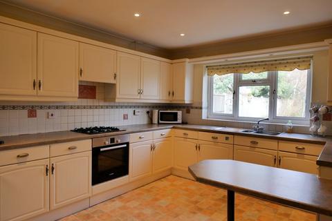 87 Grove Road, Tiptree, Colchester, CO5 0JG
