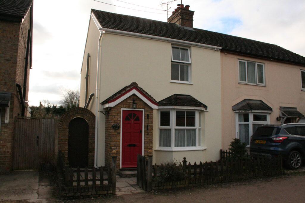 TO LET ORCHARD ROAD KELVEDON 3 bed semidetached house £1,350 pcm (£