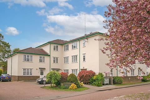 1 bedroom apartment for sale - Guessens Court, Welwyn Garden City, Hertfordshire