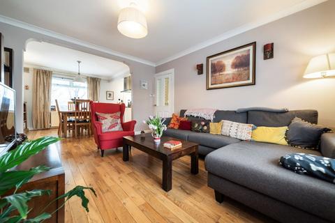 41 Whitton Drive, Giffnock, Glasgow, G46 6EF