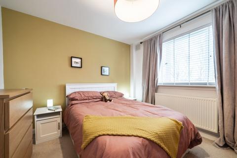 41 Whitton Drive, Giffnock, Glasgow, G46 6EF