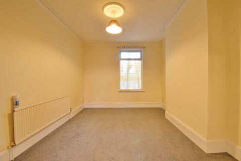 3 bedroom terraced house to rent - New Station Road, Fishponds