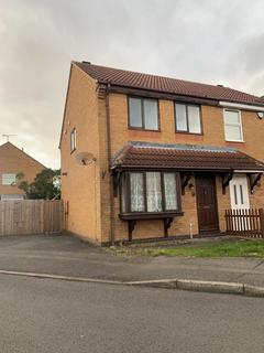 3 bedroom semi-detached house to rent, 26 Meadowsweet Road, LE5 1TP