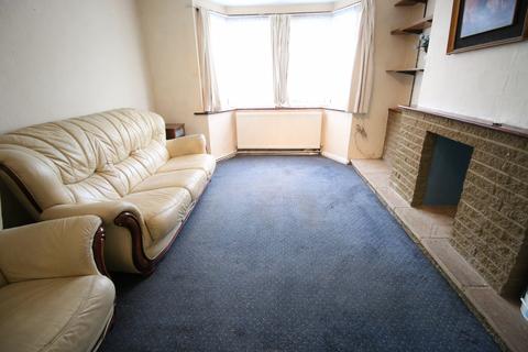 3 bedroom terraced house to rent, Gould Road, FELTHAM, Greater London, TW14