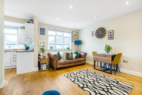 67 Abbott Avenue, London, SW20 8SG