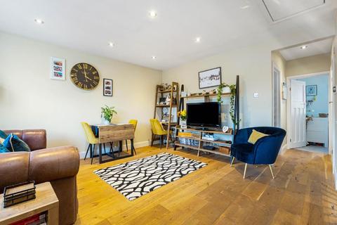 67 Abbott Avenue, London, SW20 8SG