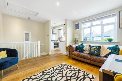 67 Abbott Avenue, London, SW20 8SG