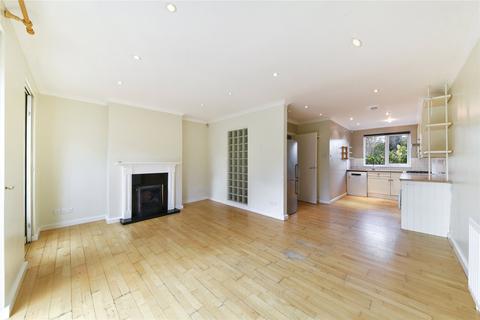 15 Vicars Close, London, E9 7HT