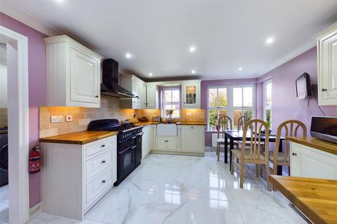 22 Brecon Avenue, Worcester, WR4 0RJ