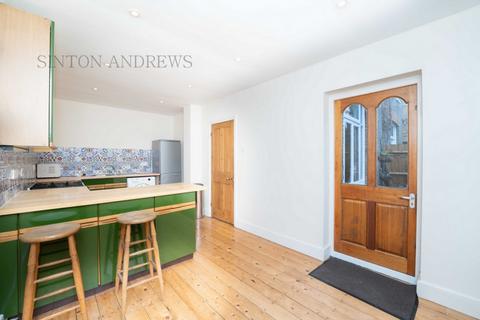 31 Sutherland Road, London, W13 0DX