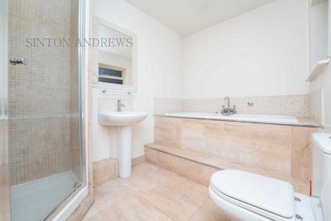 31 Sutherland Road, London, W13 0DX