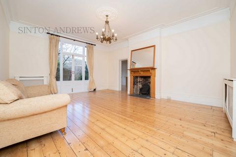 31 Sutherland Road, London, W13 0DX
