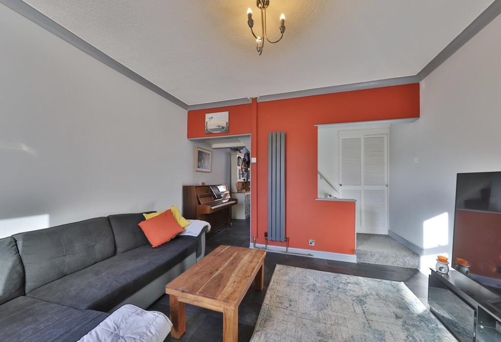 Barlow Street, York, North Yorkshire 2 bed terraced house £220,000