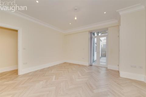 2 bedroom flat to rent, Buckingham Road, Brighton, East Sussex, BN1