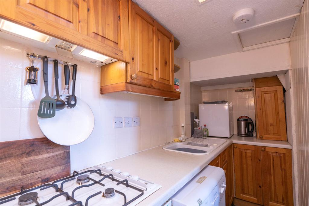 Kitchen Alt